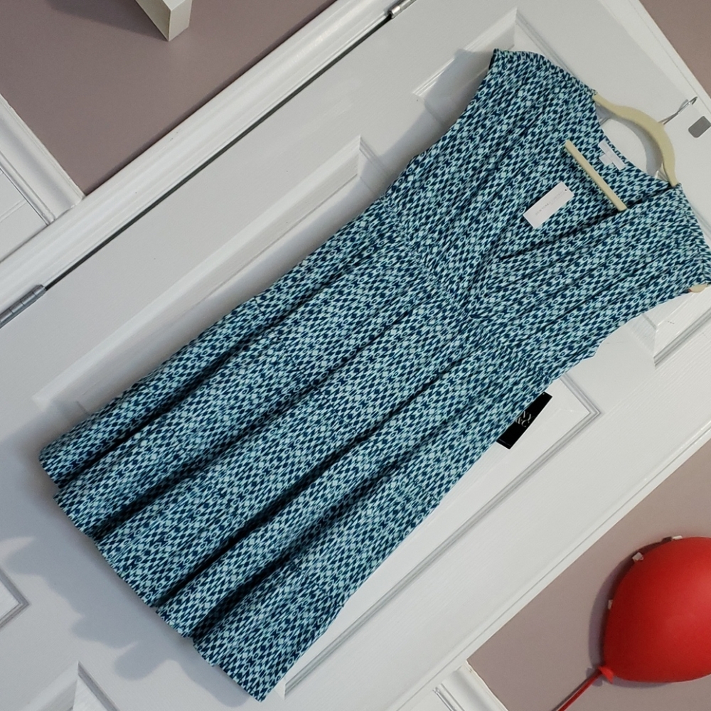 Sleeveless stretch dress